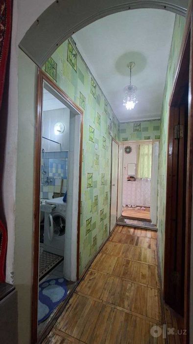 Продам Юнусабад 11 квартал 1/1/4