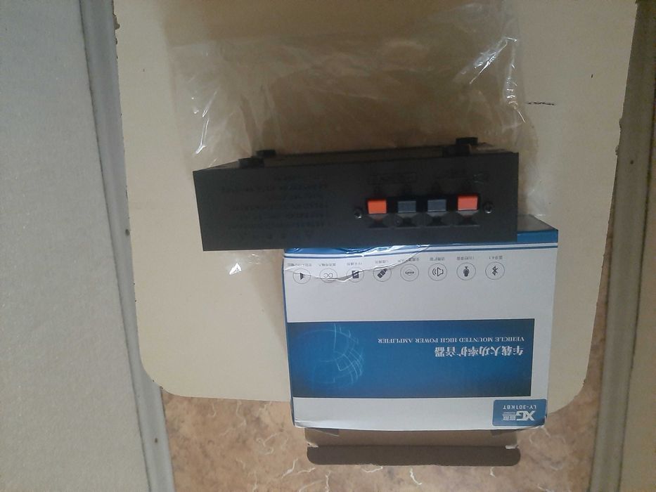 Продам усилитель (Новый)