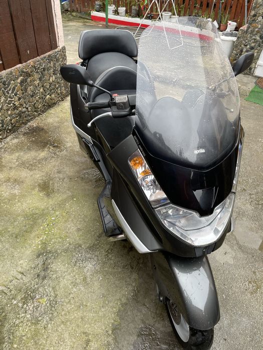 Vând scuter Aprillia Atlantic de 500cc
