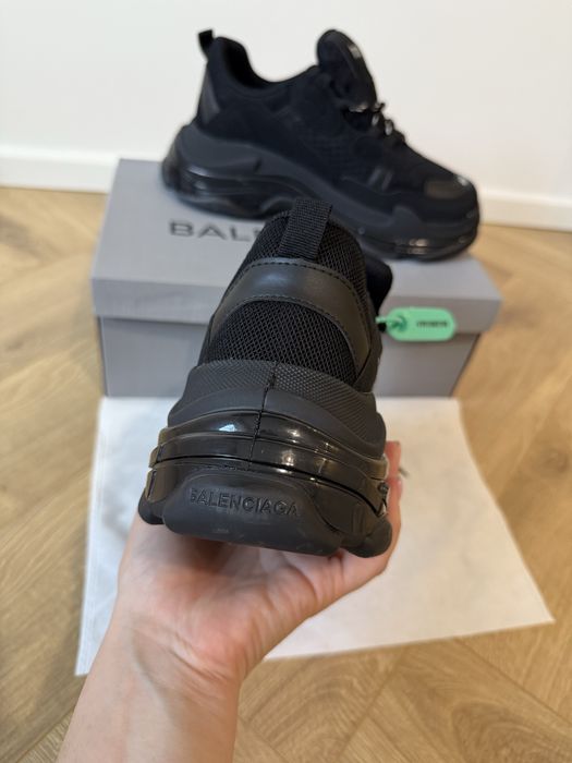 Balenciaga Triple S produs nou premium