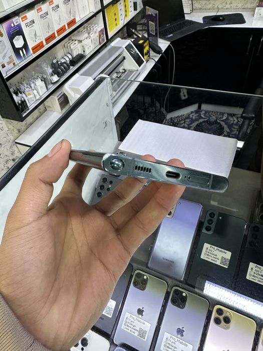 S 22 ultra 12/256 GB