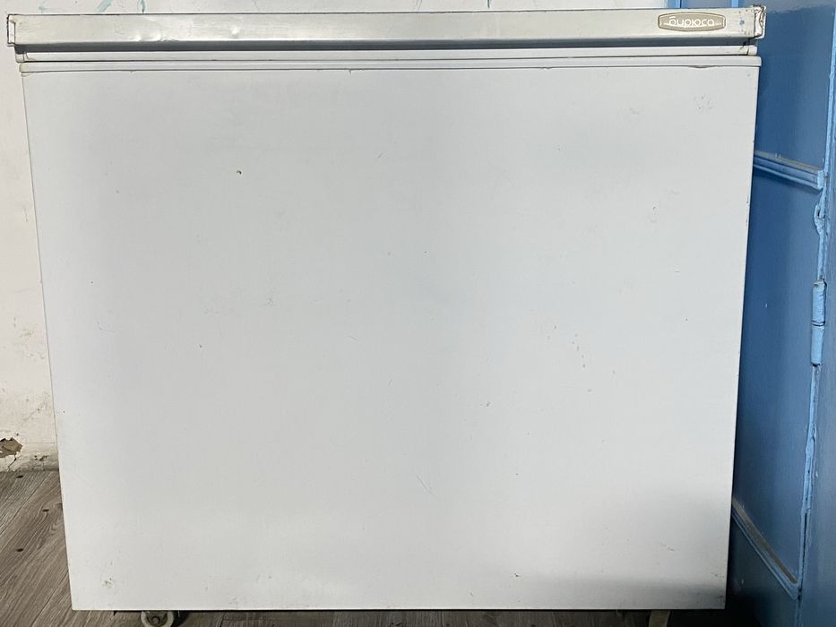 Морозильник Бирюса 240K 240 л белый