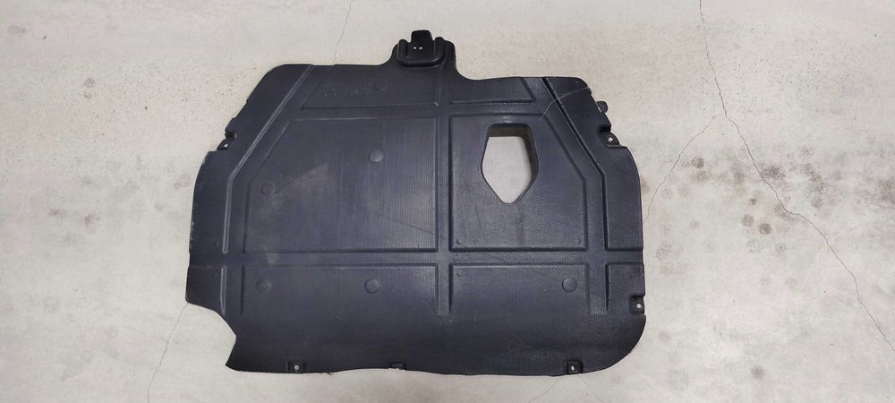 Продавам кора под двигател Hyundai i30 2007 до 2012