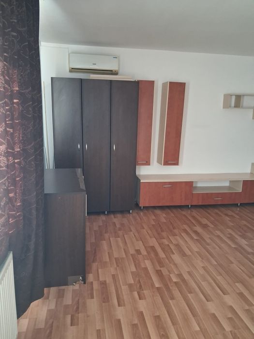 Închiriez apartament cu 2 camere in Călărași