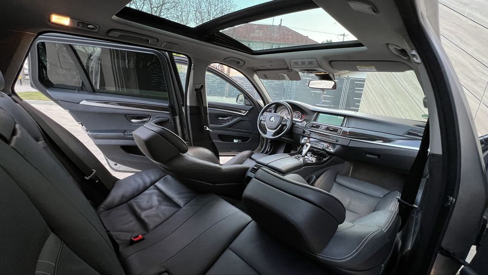 BMW Seria 5 520d xDrive F11 - Euro 6, foarte dotat, keyless go, panoramic, Harman Kardon