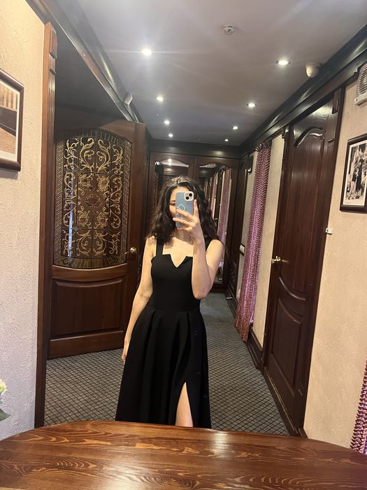 Выпуское платье