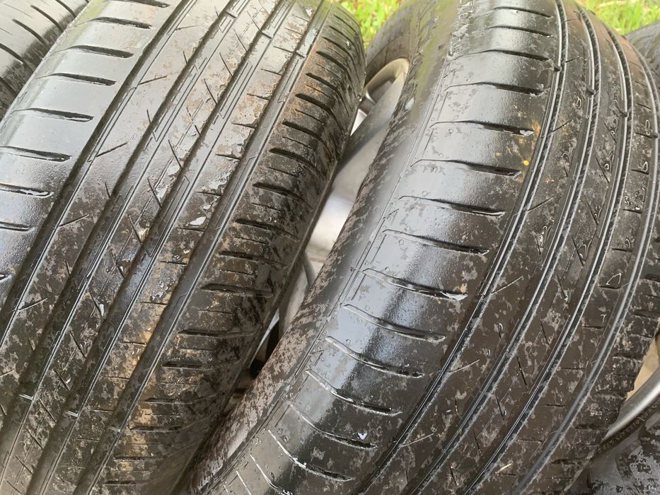 Roti  215/65/16 Mitsubishi  Daihatsu  Nissan Hyundai Daihatsu Duster