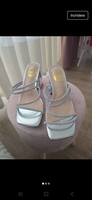 Saboti noi cu toc  si pietre marime 37 argintii