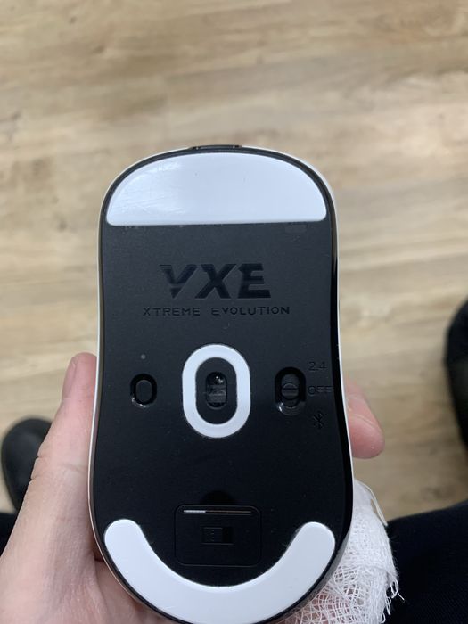 Продам мышку VXE R1 SE+