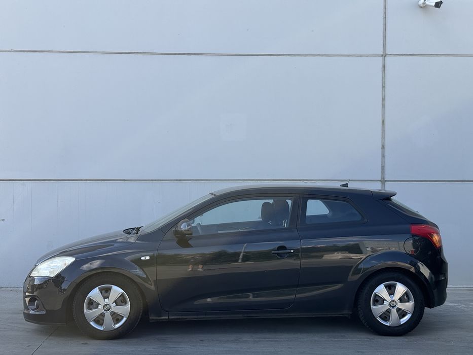 Kia ProCeed 1.6 Diesel fab.2009 *** ADUS AZI ***