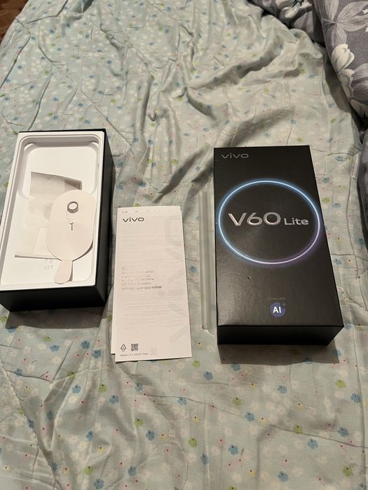 Продам срочно телефон виво v60лаф