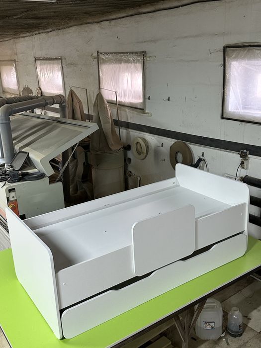 Детски кравать белый