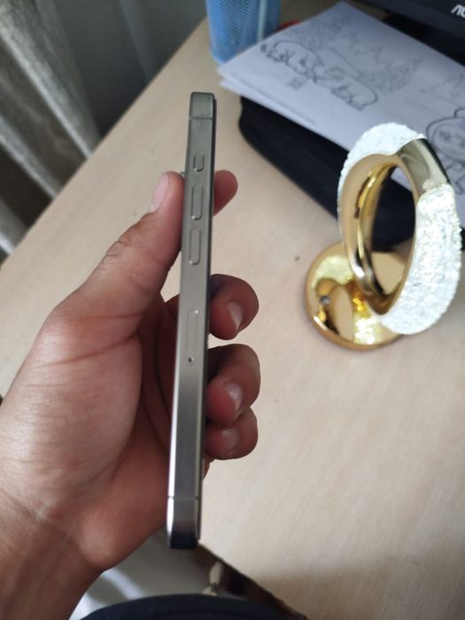 Продам iPhone 15 Pro