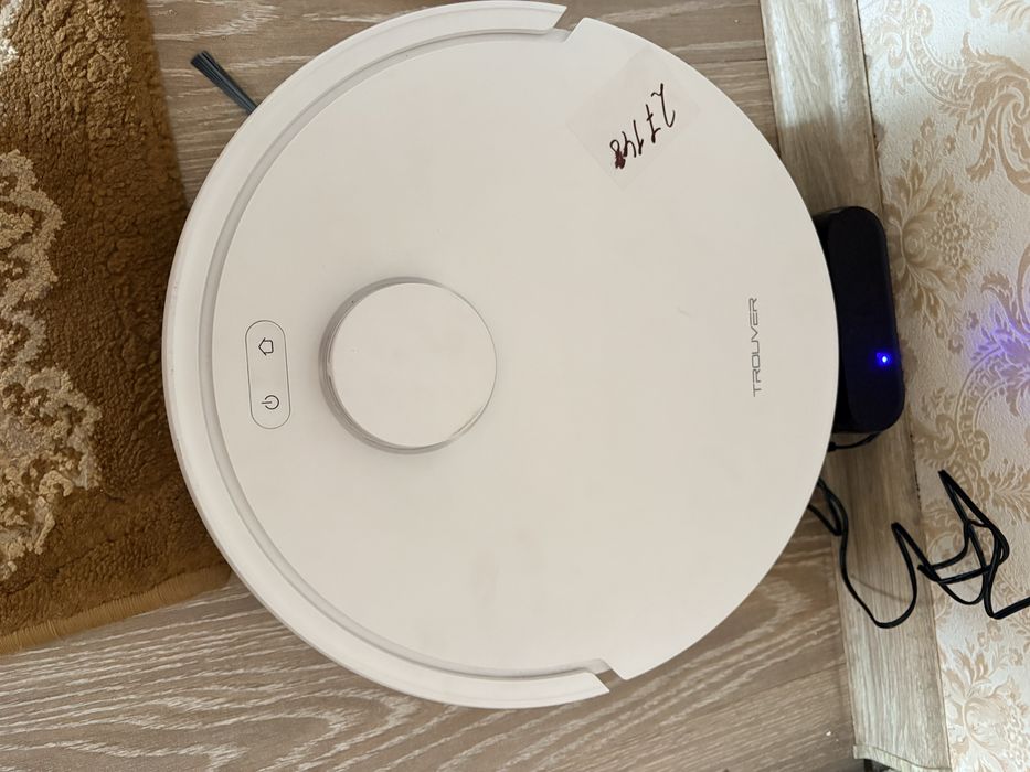 Продам робот пылесос