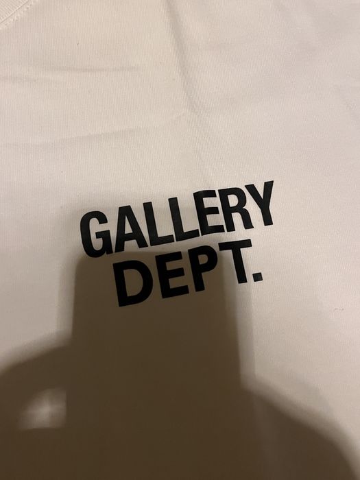 Tricou Gallery Dept.
