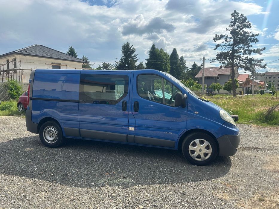 Renault Trafic 6 locuri Maxi