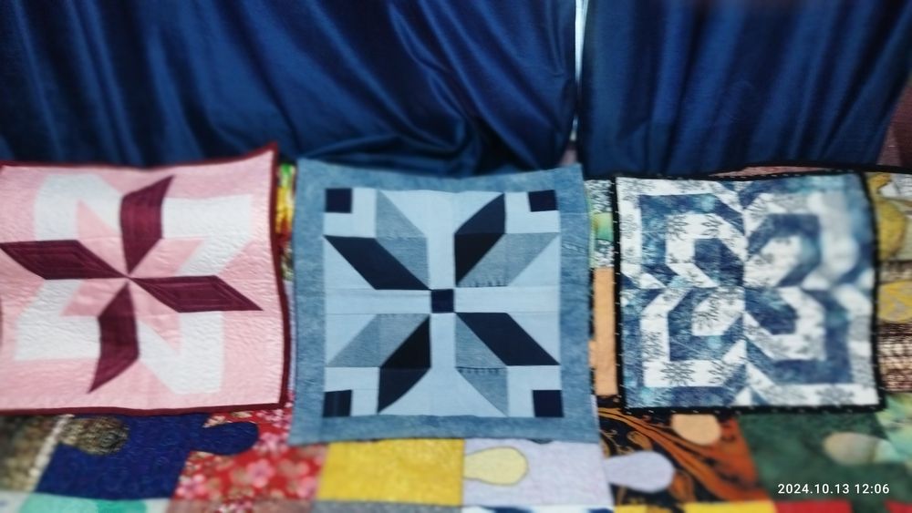 Покрывало и наволочки на диван в стиле пэчворк