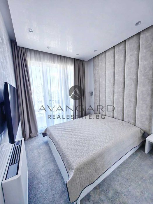 Продава се Къща в Пловдив, Остромила - 302 кв.м за 1524 €/кв.м - Снимка #7