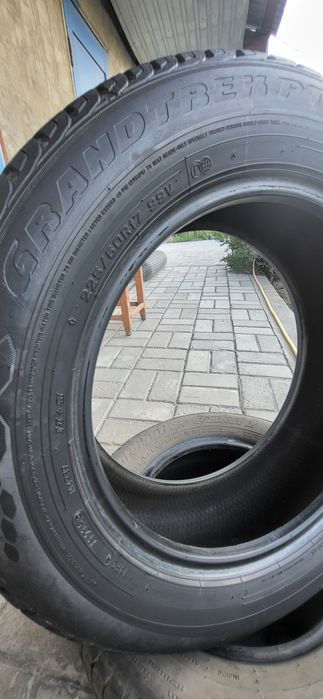 шины 225/60R17 2шт
