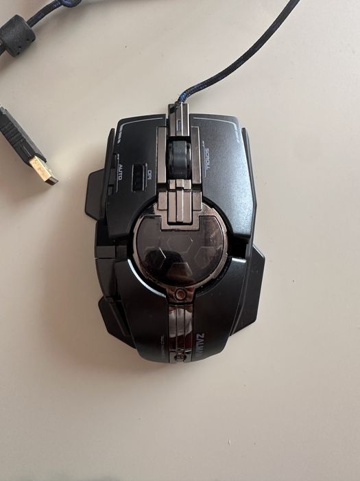 Mouse Zalman ZM-GM4, 8200 DPI, Laser, 10 butoane, greutate ajustabila