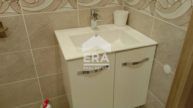 Дава се под наем Двустаен апартамент в Варна, Колхозен пазар - 56 кв.м за 420 € - Снимка #6