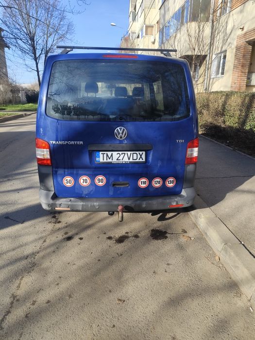 Vând sau schimb Volkswagen T5 an 2011