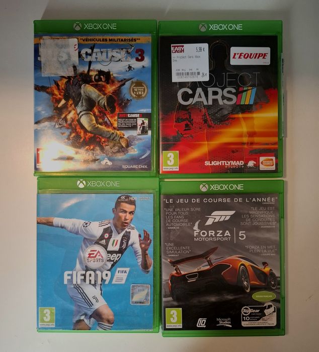 Consolă Xbox One + 1 Controller + 4 jocuri