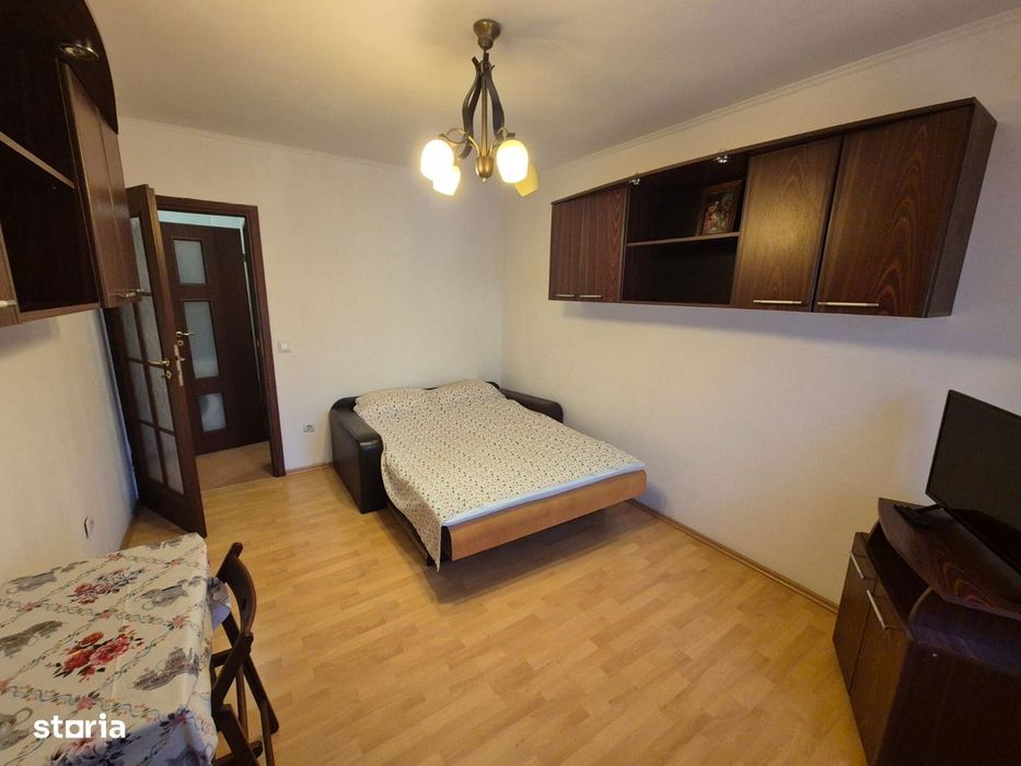 Lacul Tei inchiriere garsoniera cu boiler electric