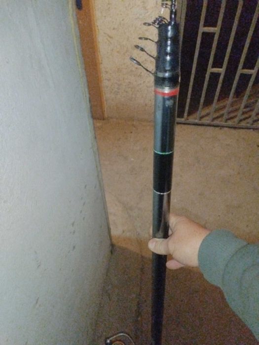 Продавам въдица.