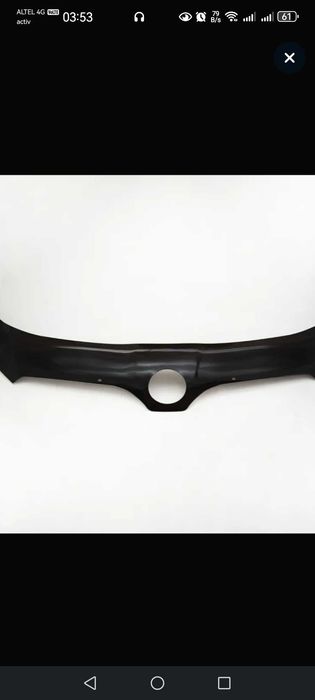 Дефлектор капота