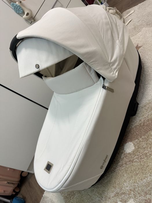 Количкa Cybex Priam 4