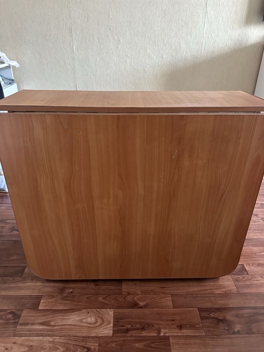 Раскладной стол.