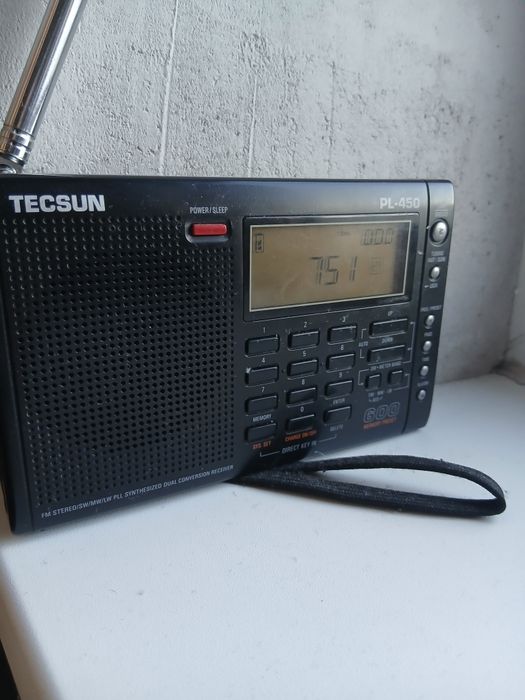 Приемник всеволновый  TECSUN  PL 450