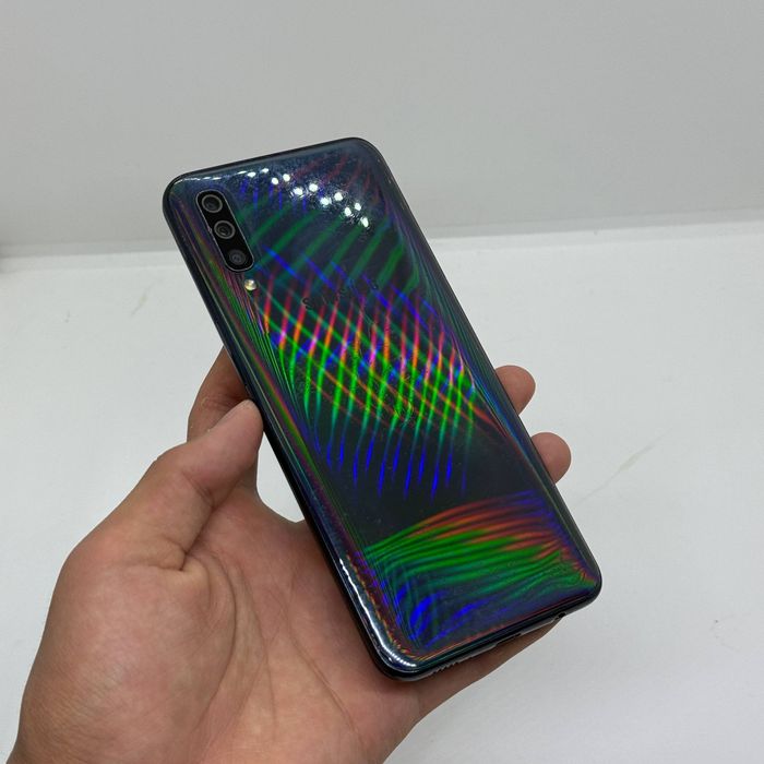 Samsung A50 sotiladi dastavka bor