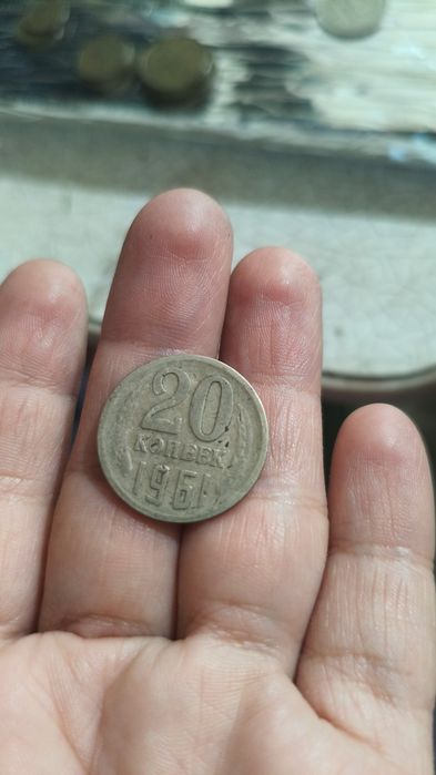 Продам старые монеты