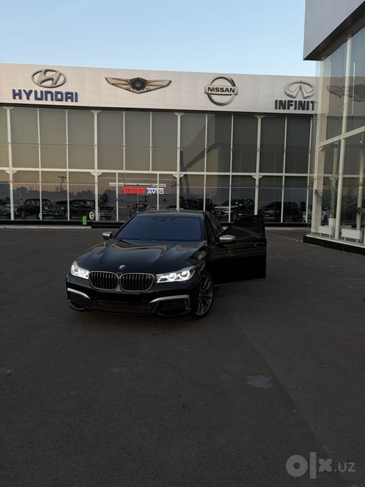 BMW M760Li v12 xdrive