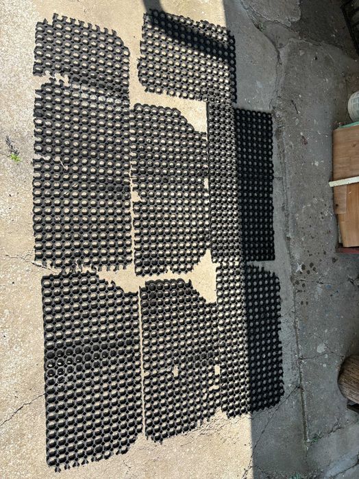 Гумена постелка за Бар