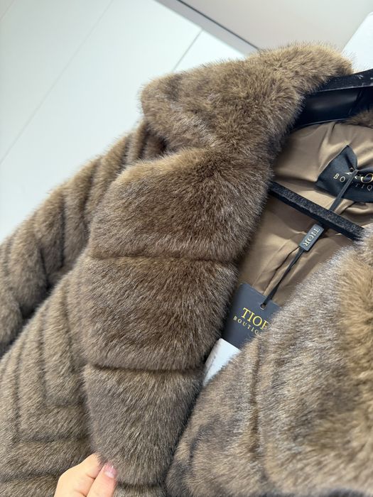 Продам 2 шубы срочно