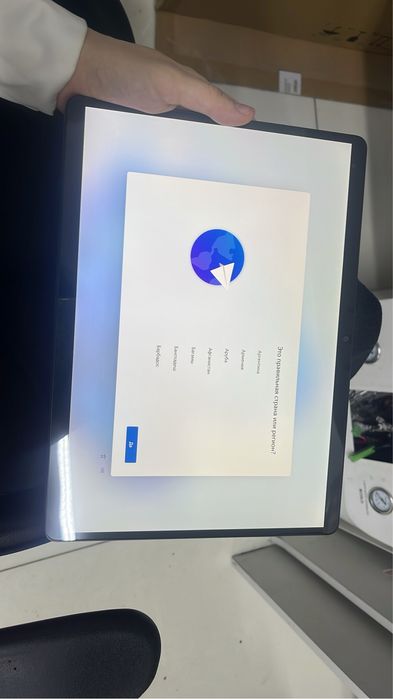 Планшет на windows 16/512гб