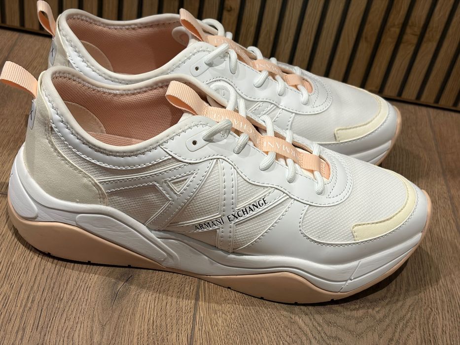 Armani exchange маратонки
