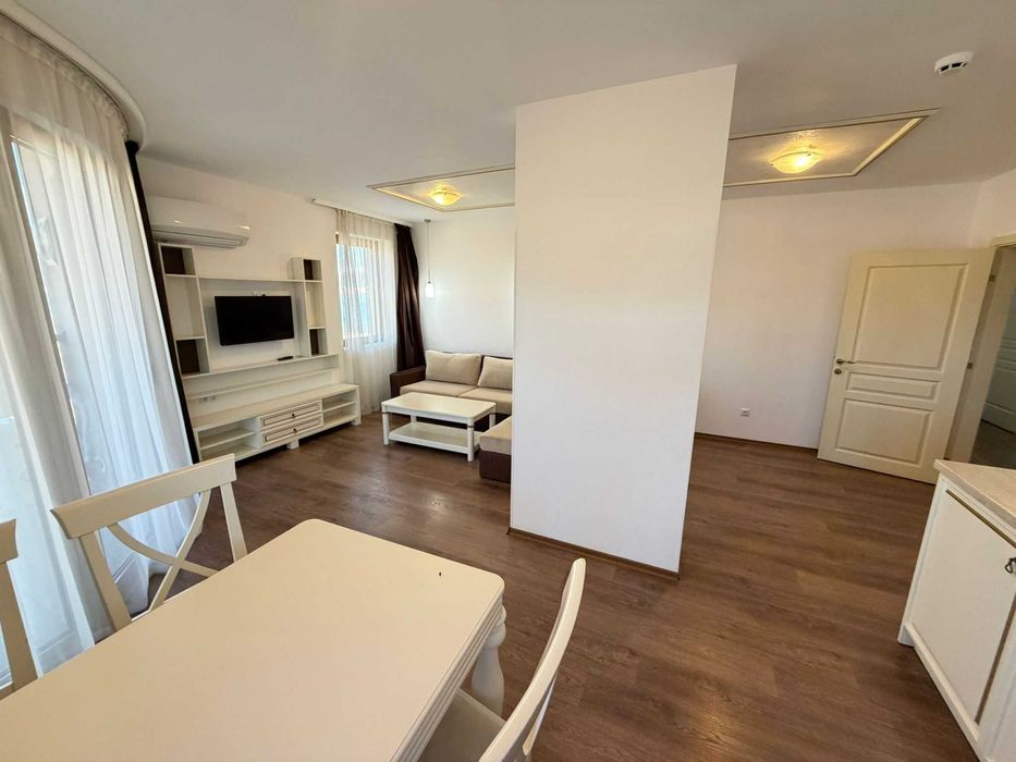 Продава се Тристаен апартамент в к.к. Слънчев бряг - 90 кв.м за 1019 €/кв.м - Снимка #3