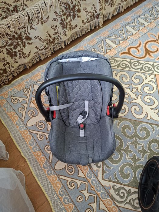 Коляска 3 в 1. Коляска + автокресло