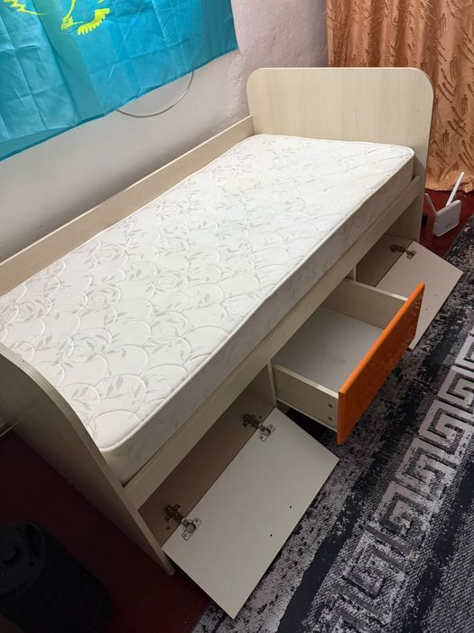 Продам детскую кровать