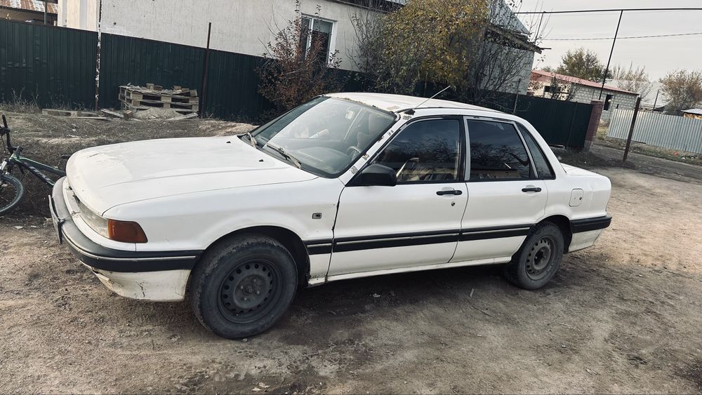 Mitsubishi galant