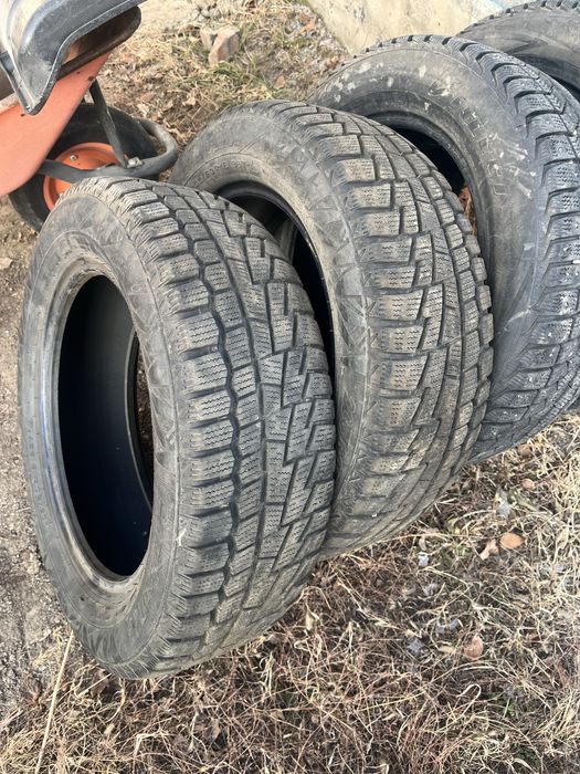 Шины зимние комплект