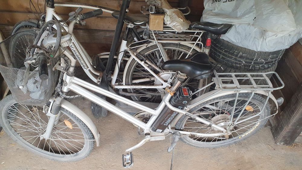 Vând Bicicletâ electricã de 24 Volti