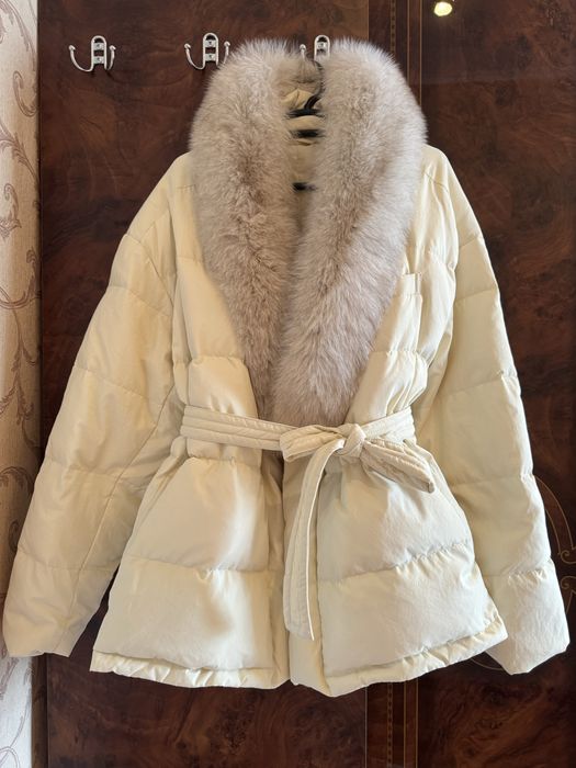 Платья туфли куртка пальто парка