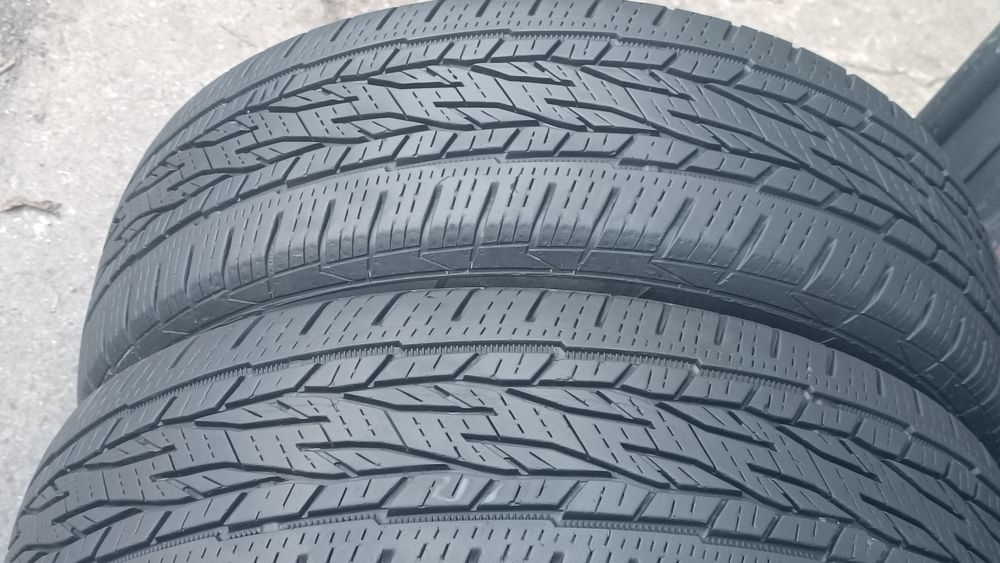 215/65/16 Continental