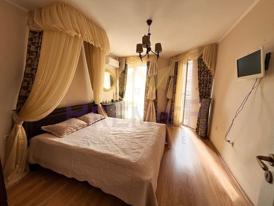 Продава се Тристаен апартамент в к.к. Слънчев бряг - 90 кв.м за 822 €/кв.м - Снимка #4