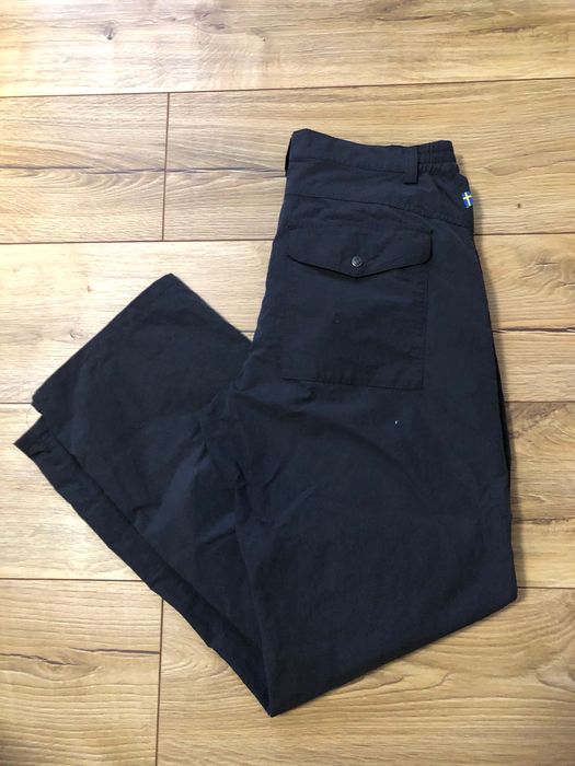 FJALL RAVEN-pantaloni in stare impecabila pentru dame